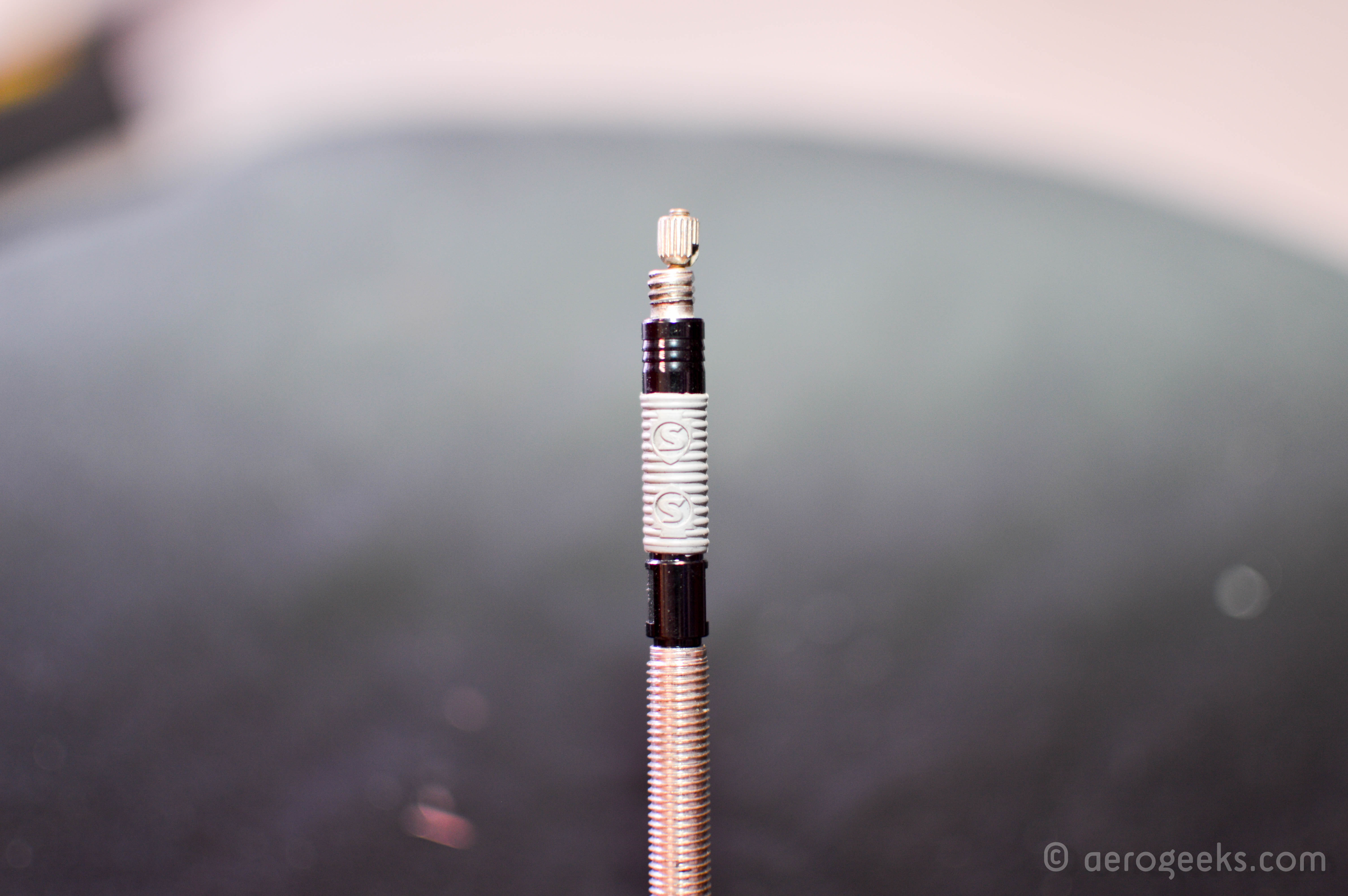 removable valve core