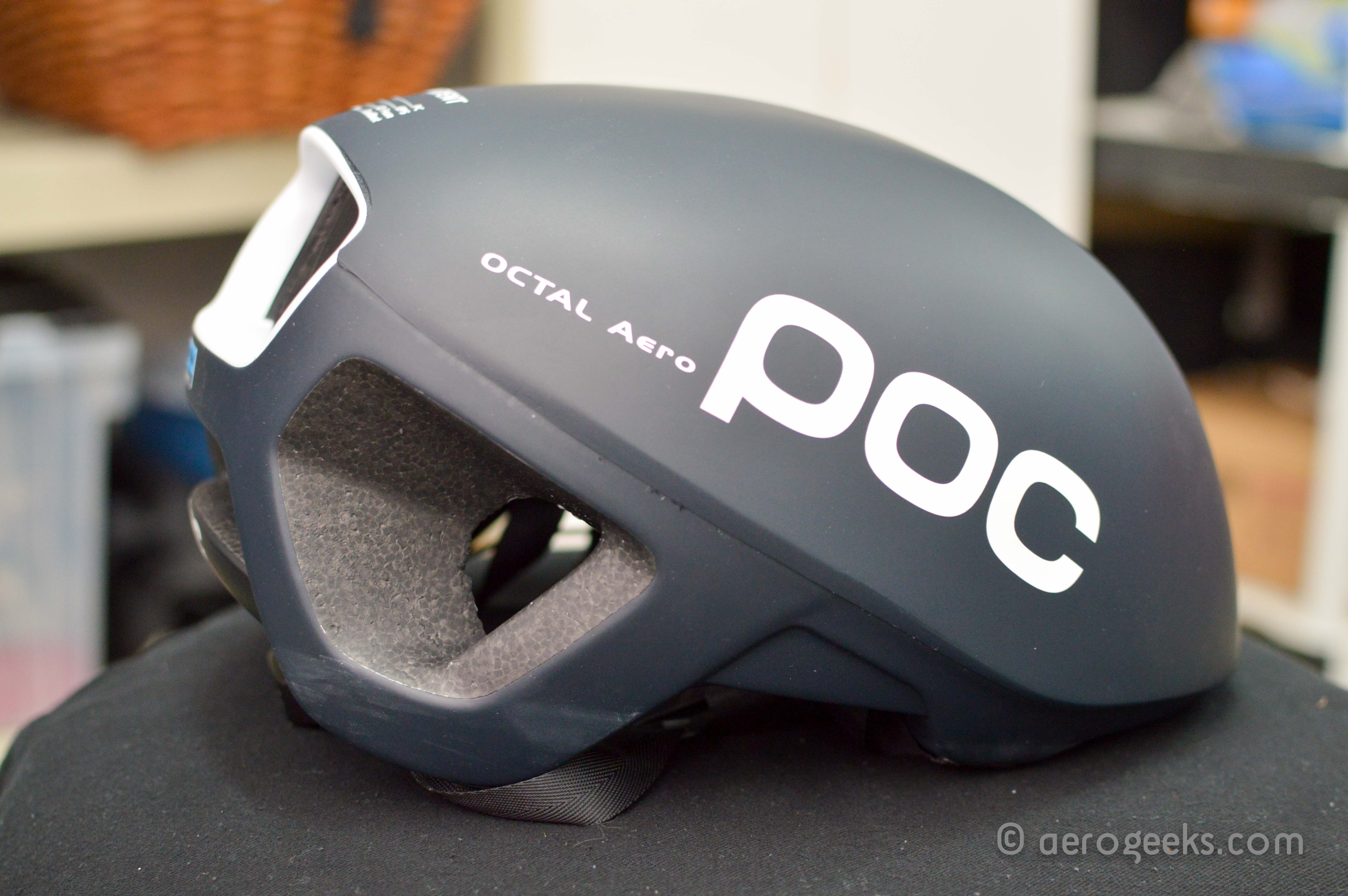 poc octal aero road helmet