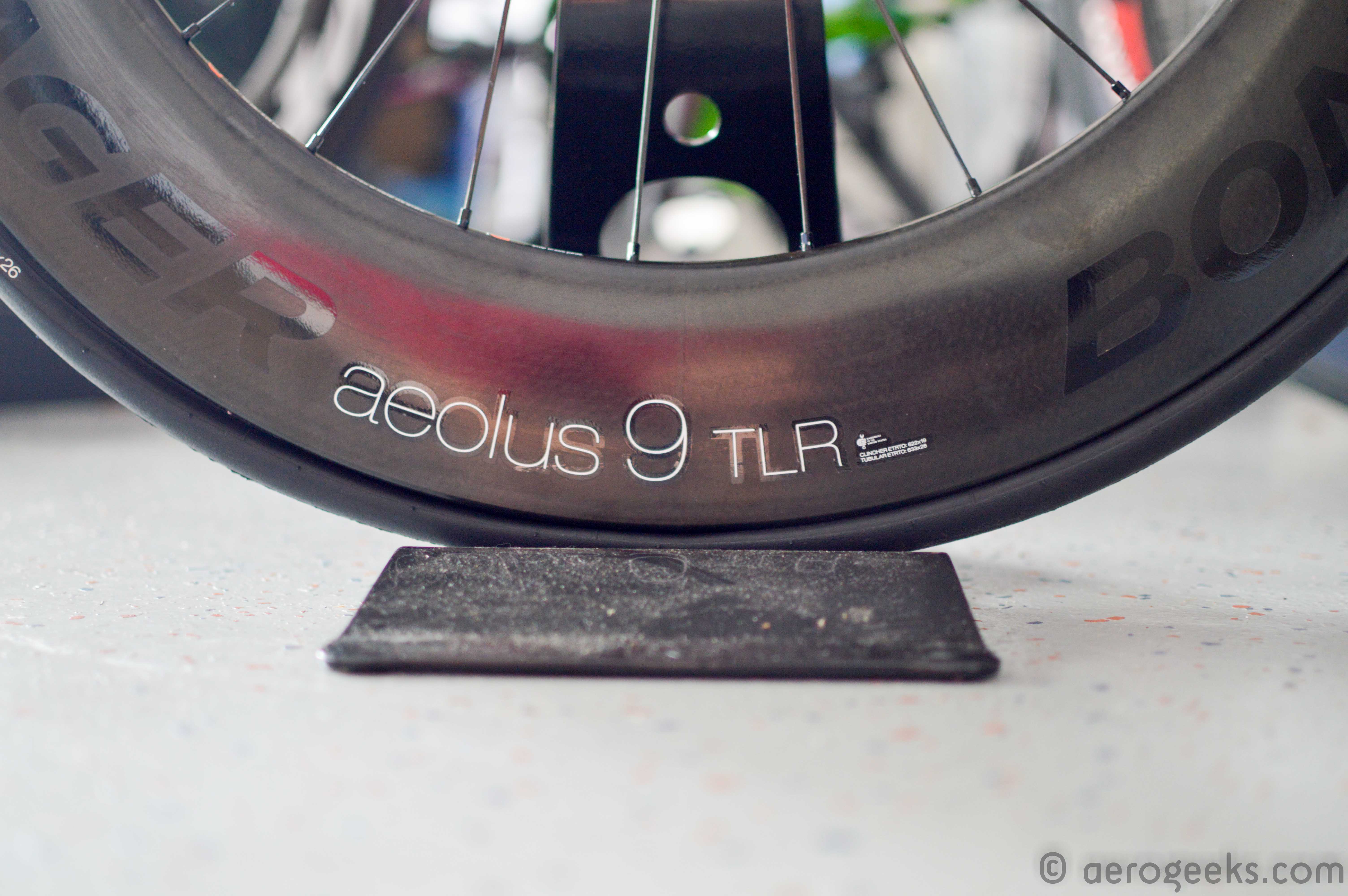 bontrager aeolus 9 clincher